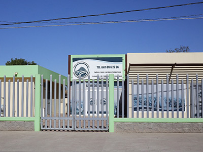 Escuelas y Edificios  Comerciales